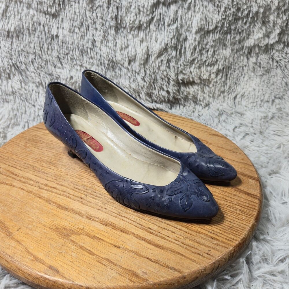 Bandolino Womens Blue Leather Heel Classic Pump Shoe Floral Rose Appliques 8.5N